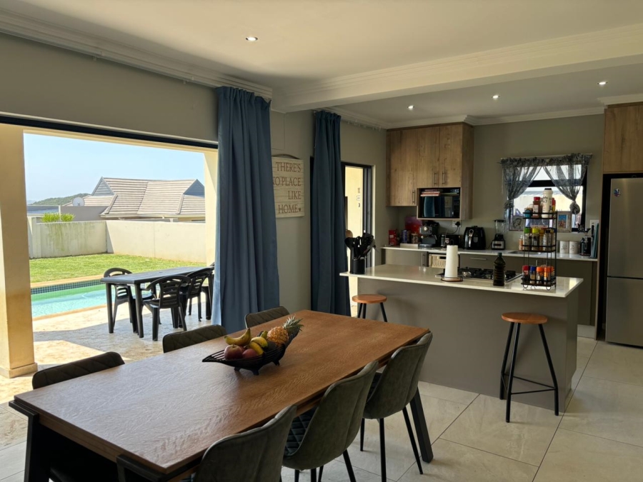 3 Bedroom Property for Sale in Kidds Beach Eastern Cape